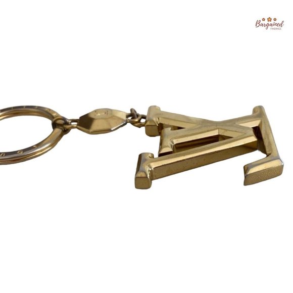 Authentic LOUIS VUITTON Gold LV Facettes Bag Charm & Key Holder - Picture 11 of 13